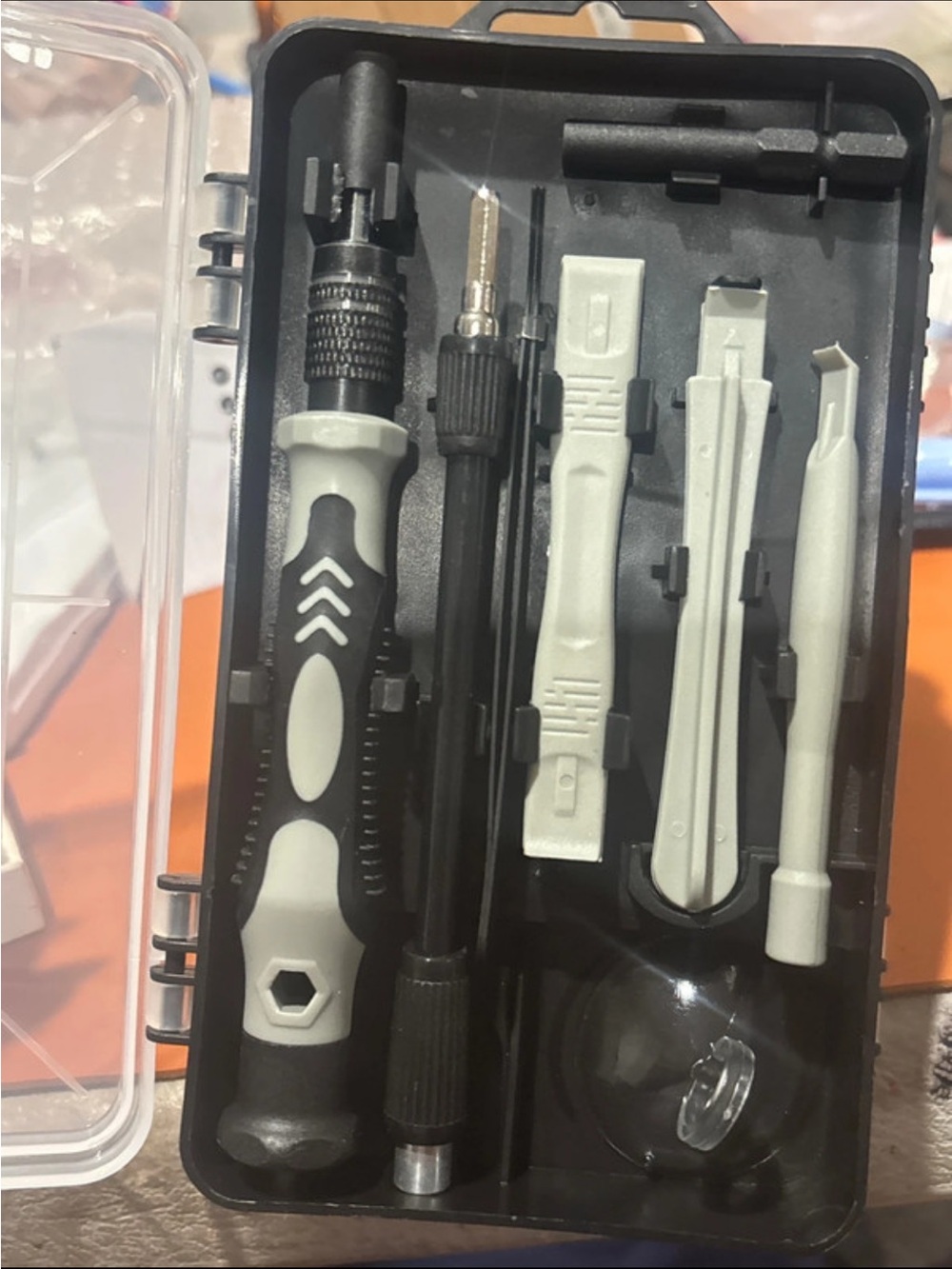 Screwdriver and Pry Tool Kit